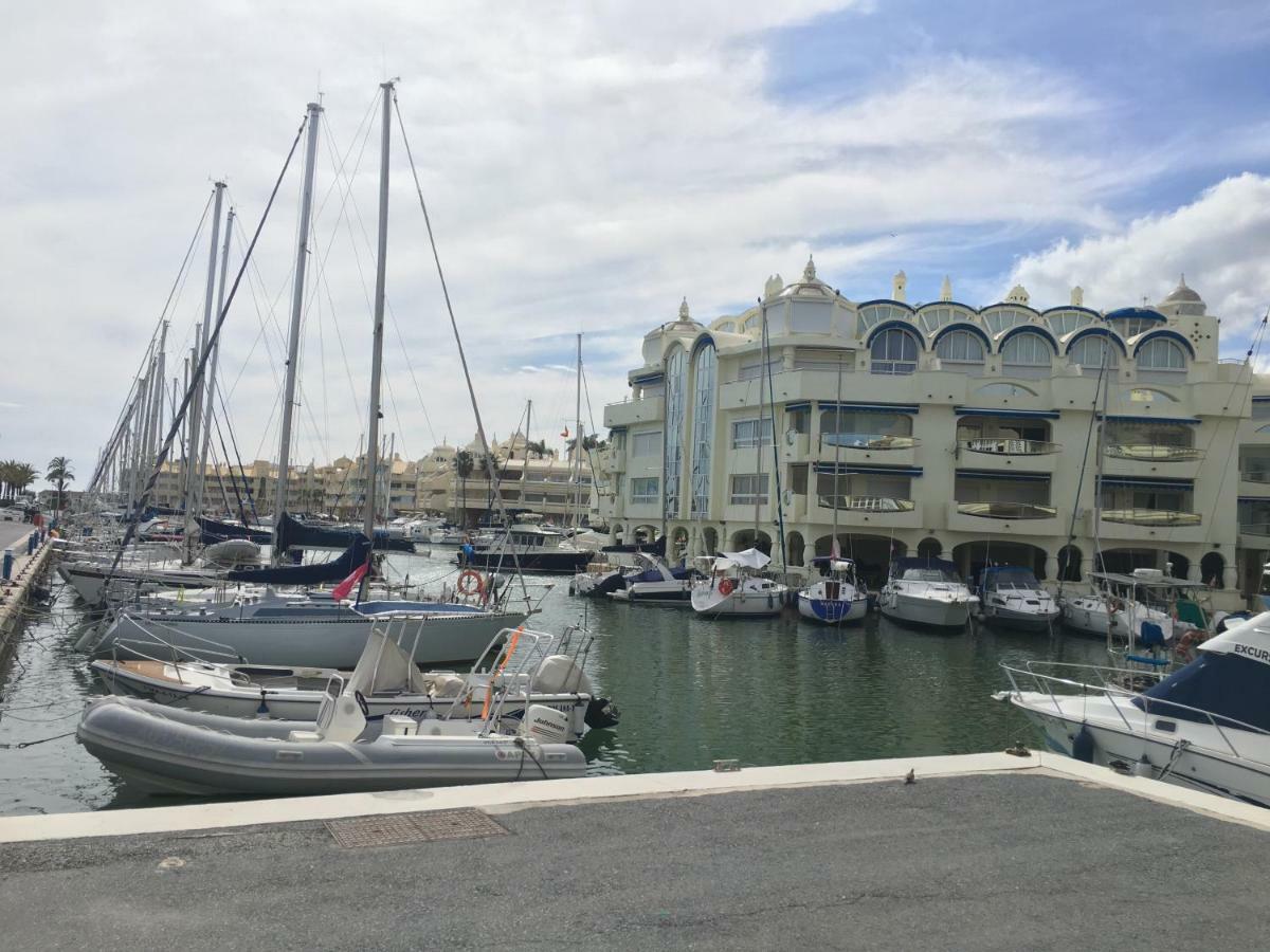 Magnificent Port-Beach 5* Luxury Residence Benalmadena Bagian luar foto