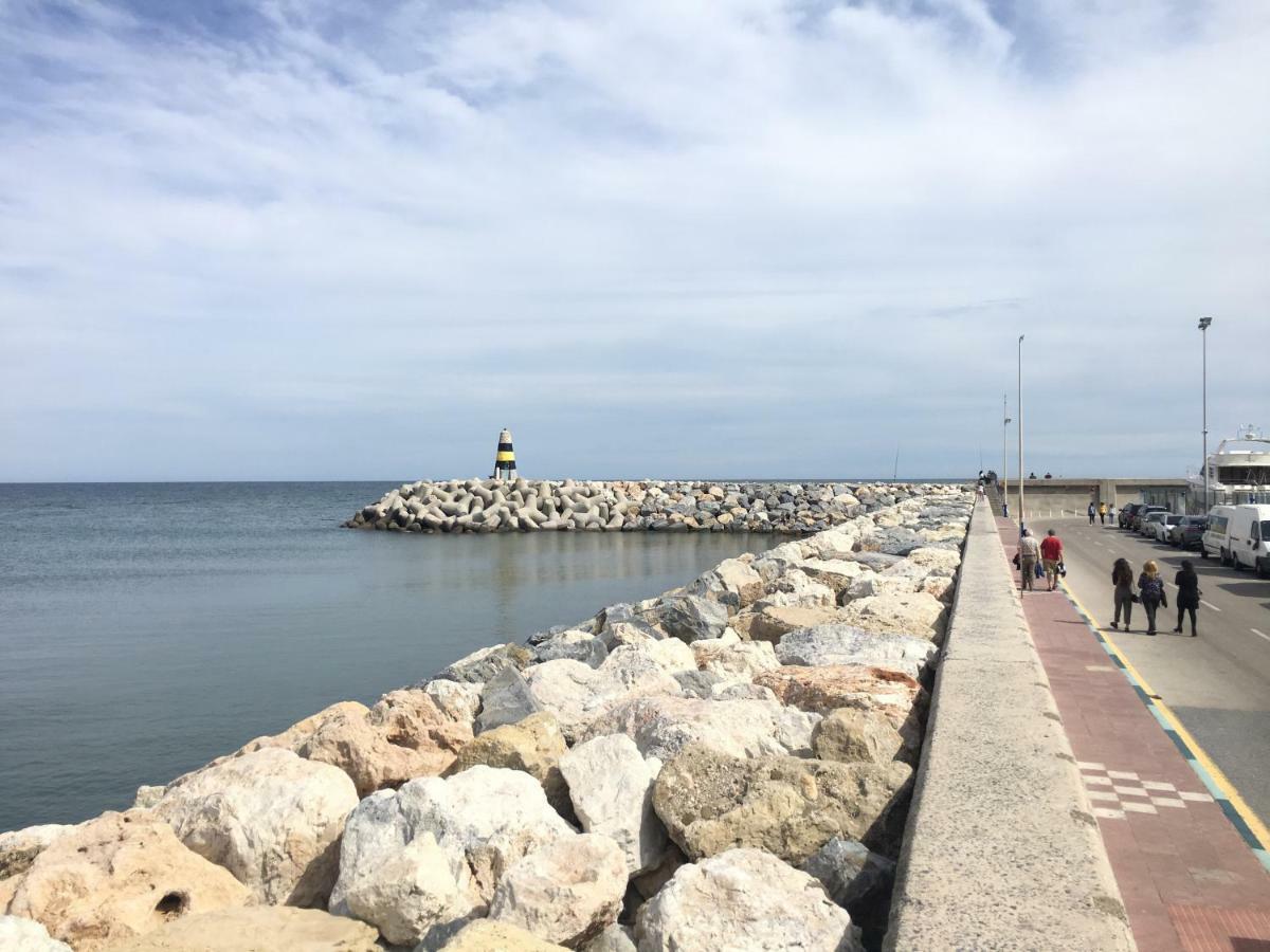 Magnificent Port-Beach 5* Luxury Residence Benalmadena Bagian luar foto