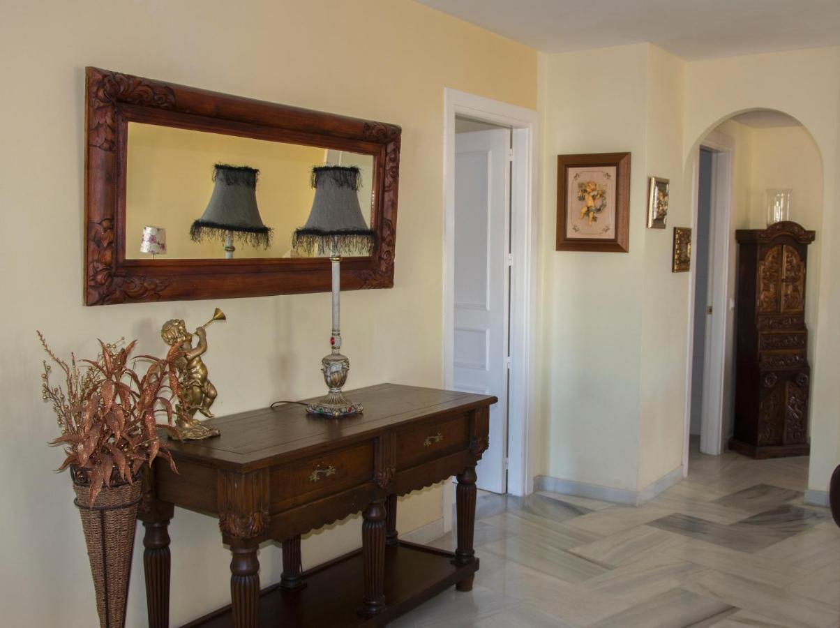 Magnificent Port-Beach 5* Luxury Residence Benalmadena Bagian luar foto