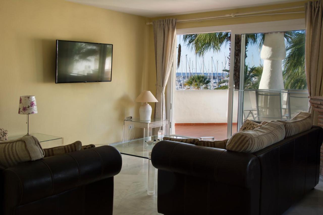 Magnificent Port-Beach 5* Luxury Residence Benalmadena Bagian luar foto